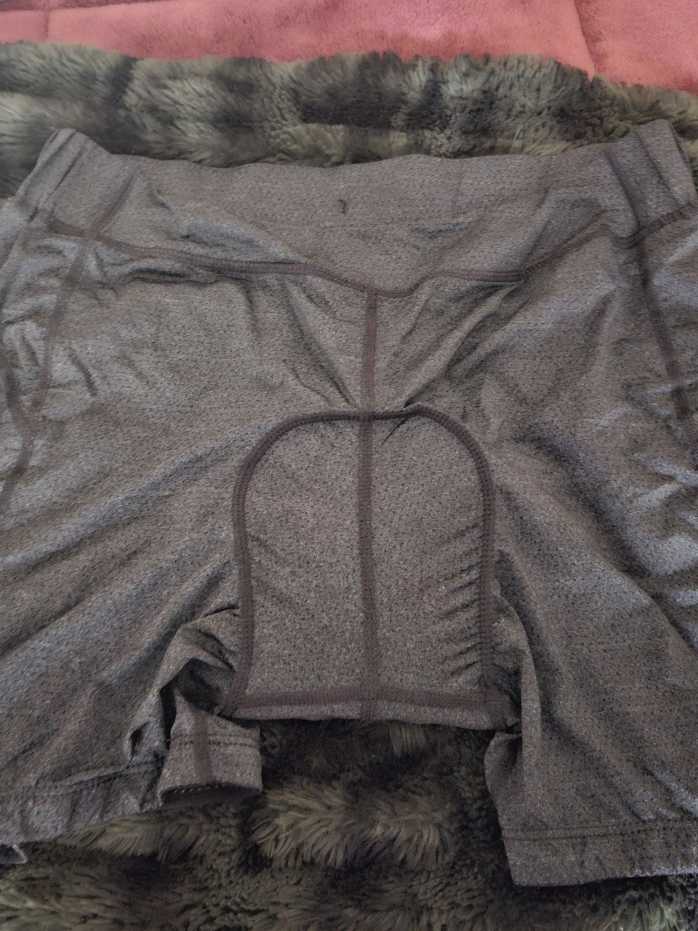 Gray Seam-Detail Athletic Paddle Bike Shorts